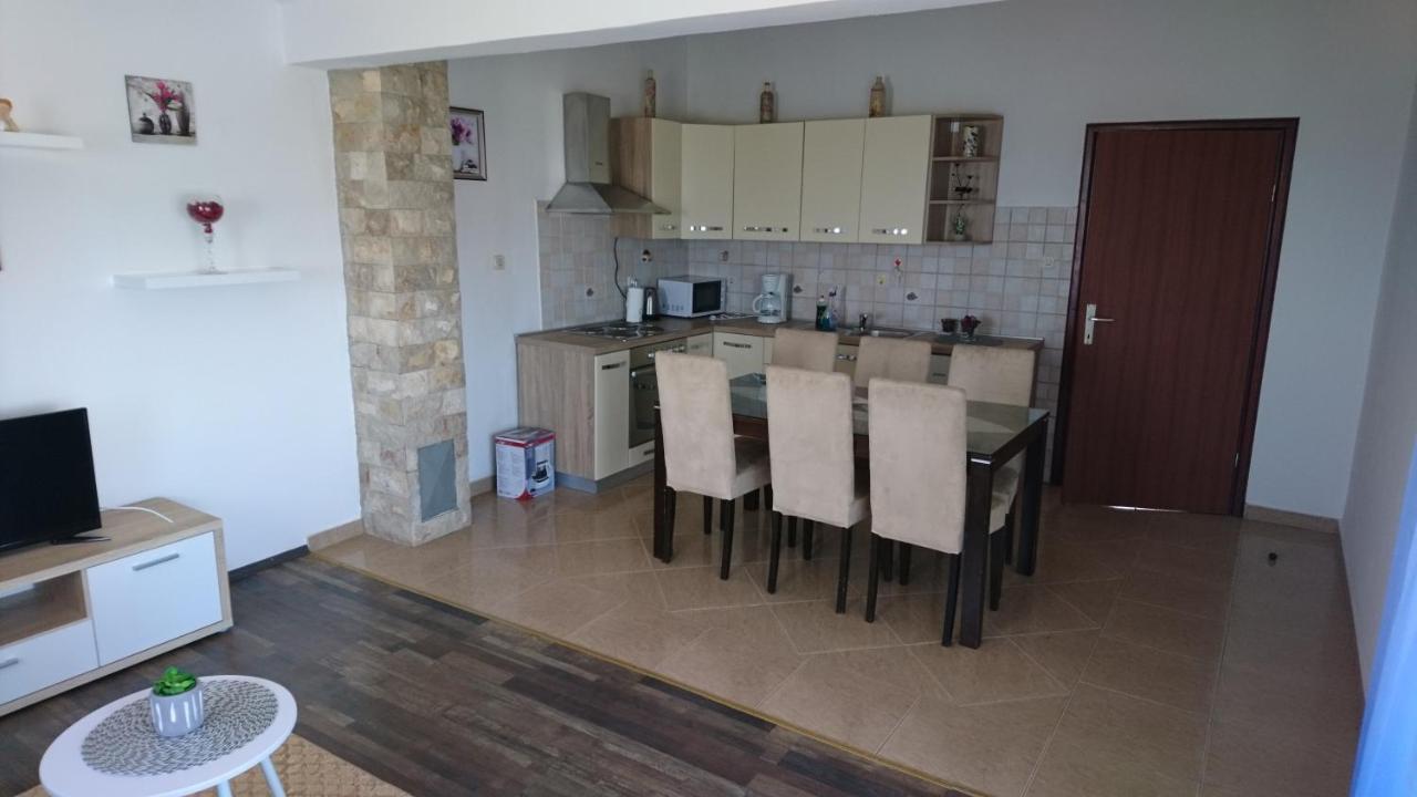 apartman vuleta Ražanac Extérieur photo
