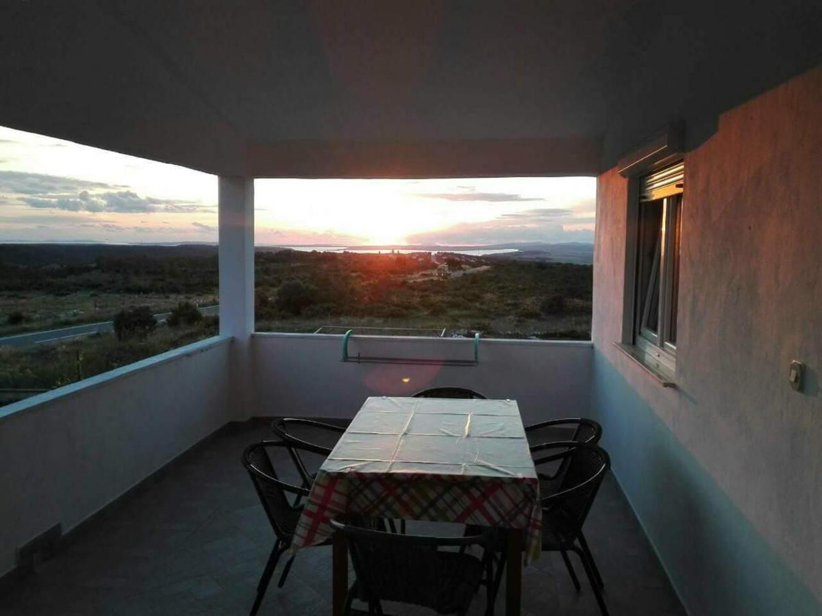 apartman vuleta Ražanac Extérieur photo